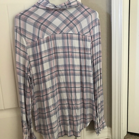 Button down - Picture 2 of 2